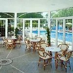 Hotel President