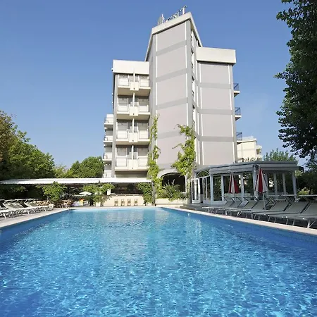 Hotel President 3*