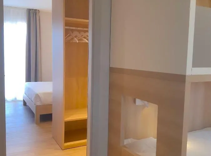 فندق بريزيدنت 3*